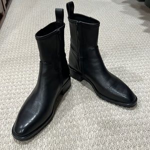 PRICE CUT‼️leather ankle boots